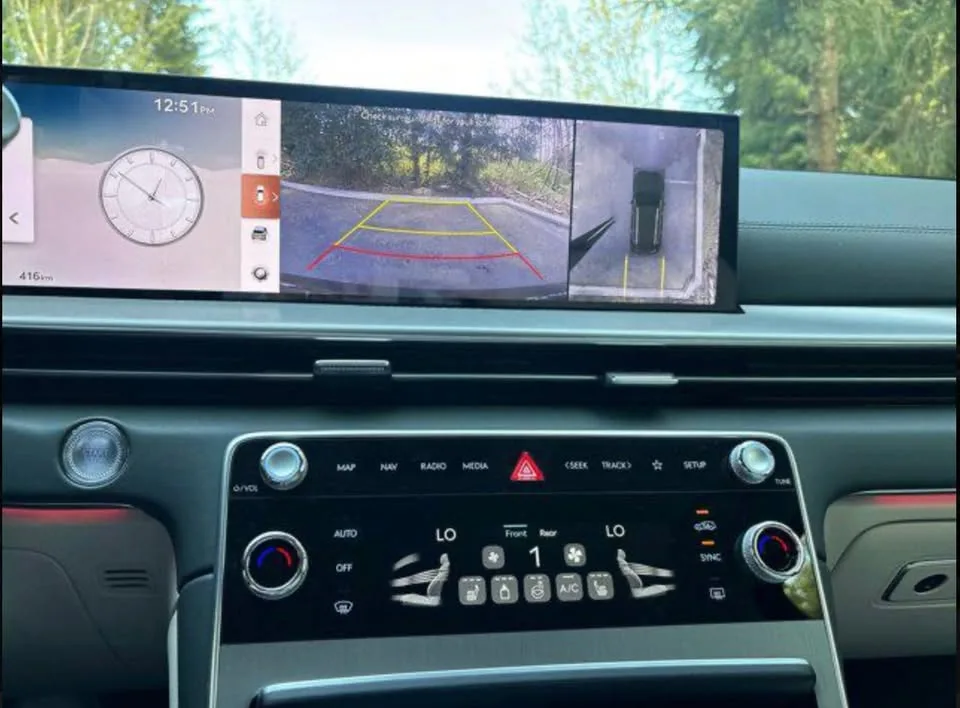 2025 Genesis GV80 2.5T Advanced w/Tech Pkg 5P AWD image indicator(2)