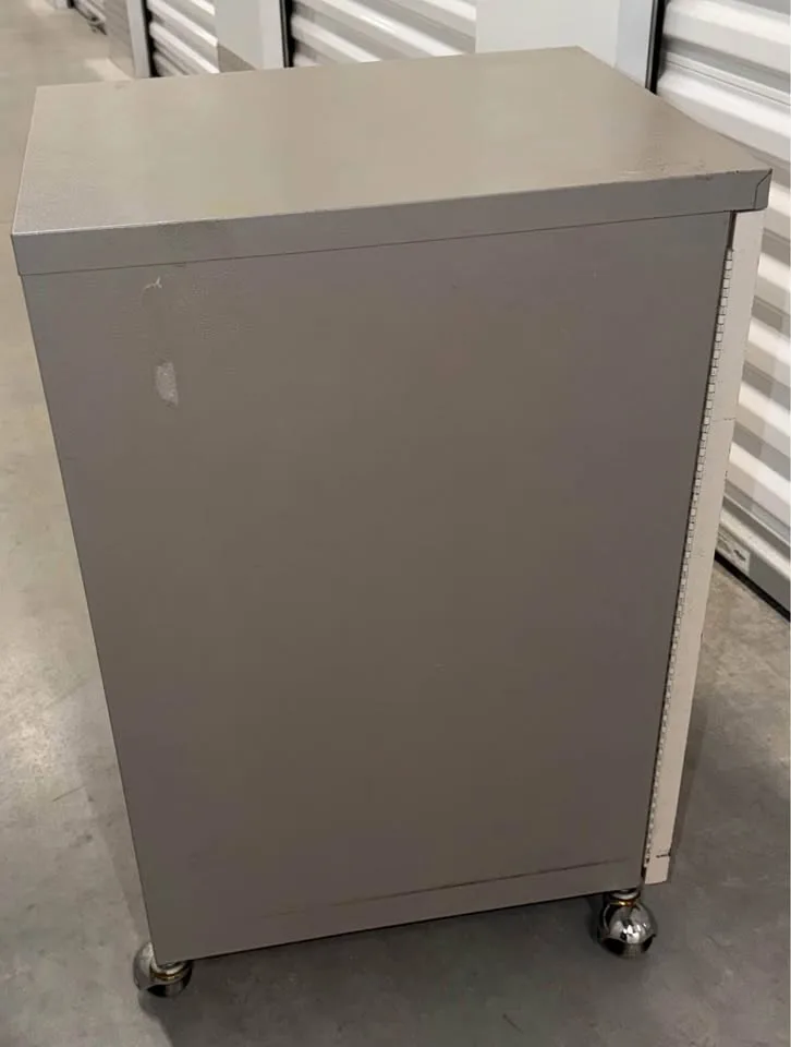 2 Heavy-Duty Metal Storage Cabinets on Wheels image indicator(9)