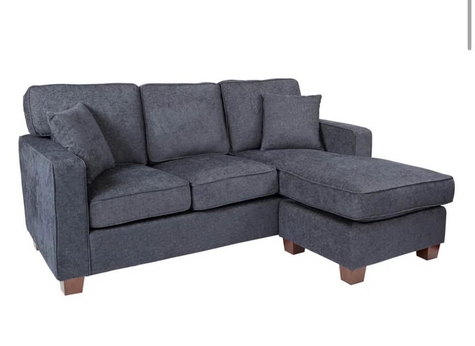 Sectional Sofa - Reversible *EXCELLENT Condition* - photo 5