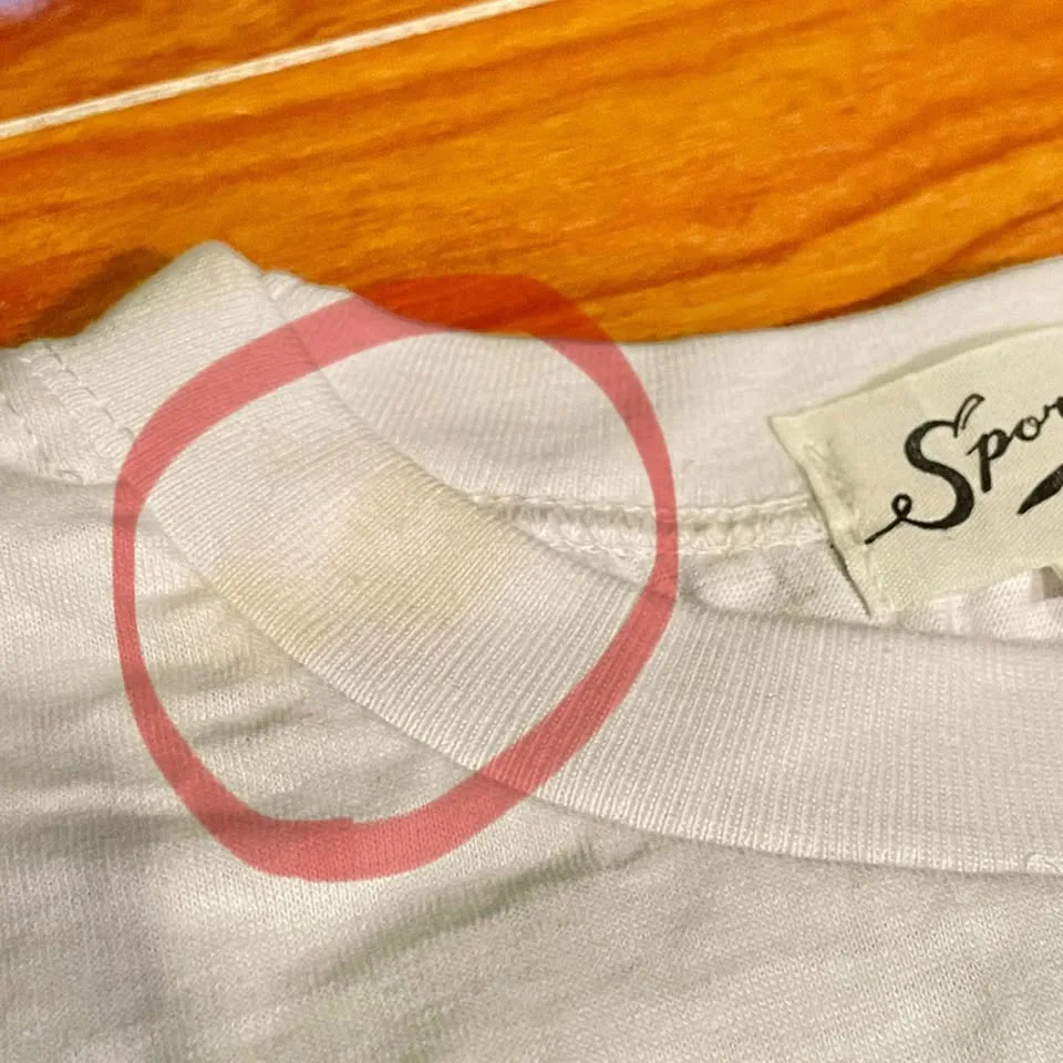 NEW✨Vintage 90s "Hong Kong Drinking Team" T-Shirt image indicator(4)