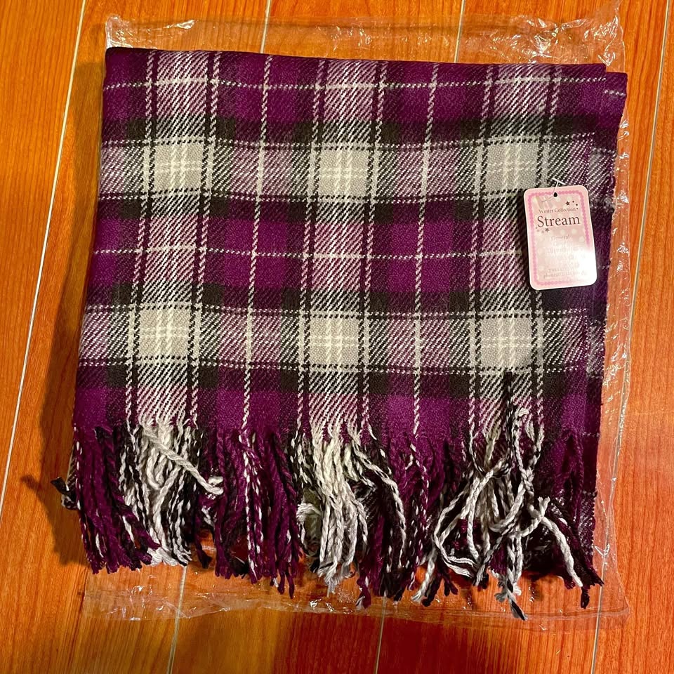 NEW✨Purple Plaid Scarf