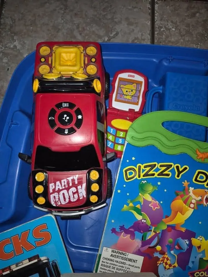 Mixed preschool/toddler lot image indicator(2)