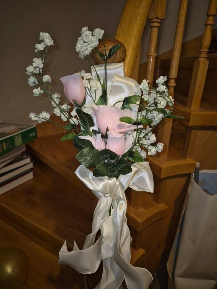 Wedding Pew Bows (5) - photo 2