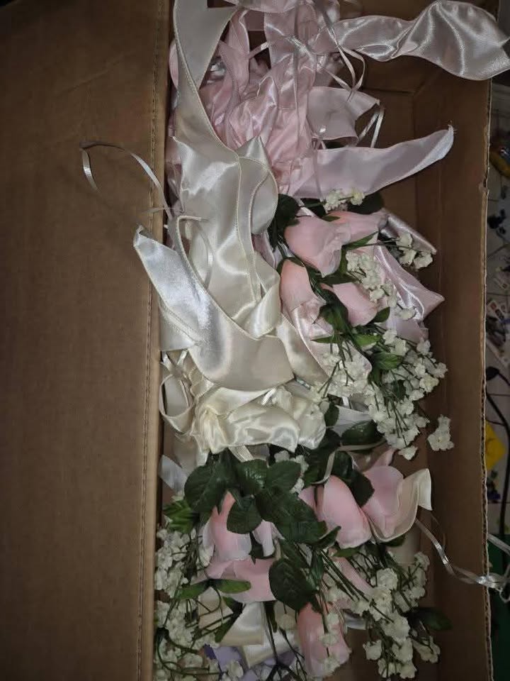 Wedding Pew Bows (5) - photo 4