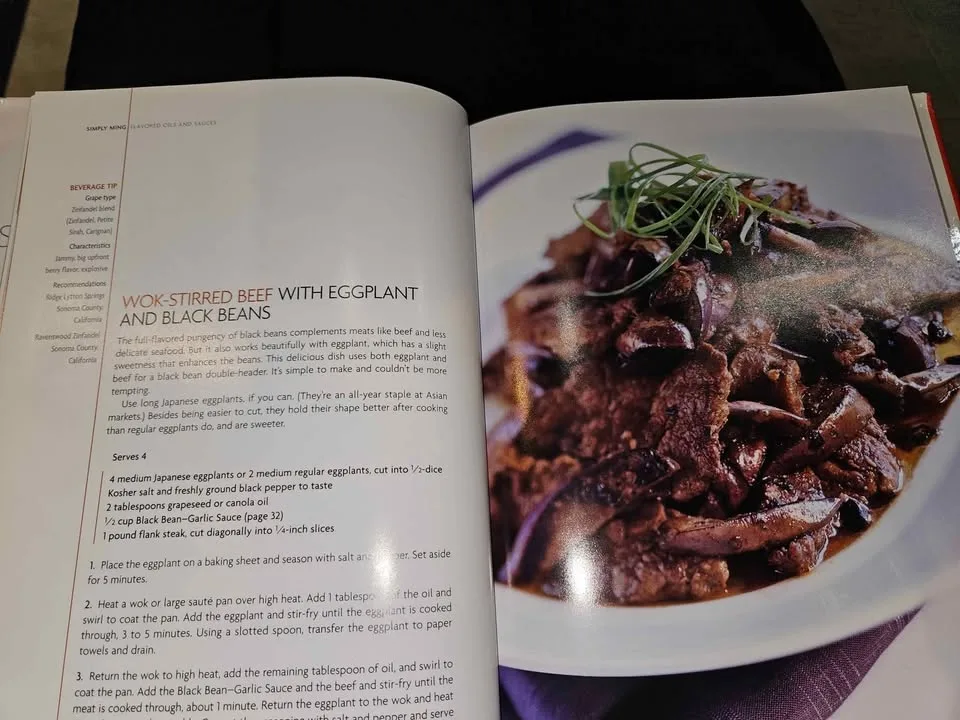 Simply Ming Cookbook - brand new image indicator(2)