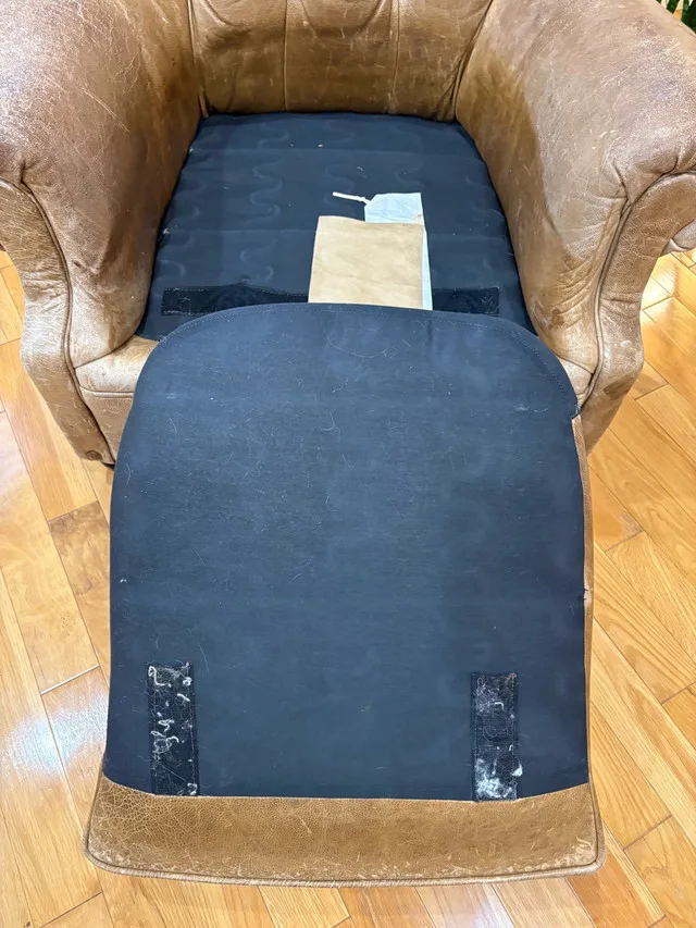 Ralph Lauren Writer's Club Chair 1996 image indicator(9)