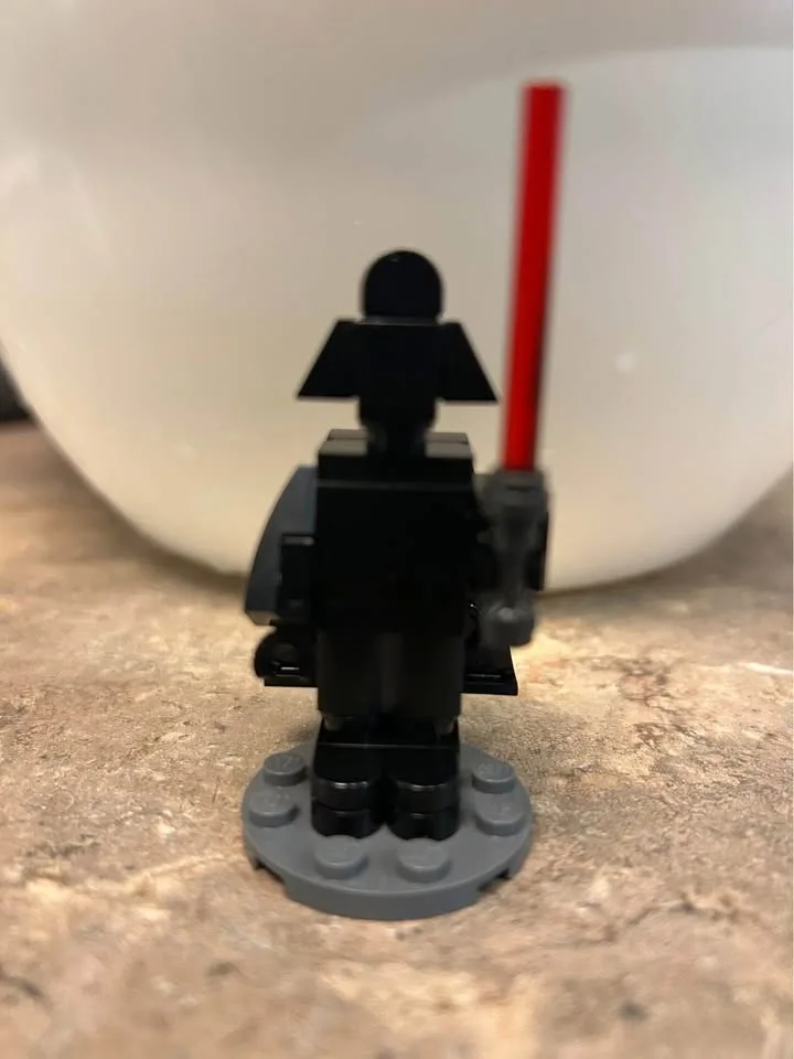 Disney Lego Darth Vader image indicator(2)