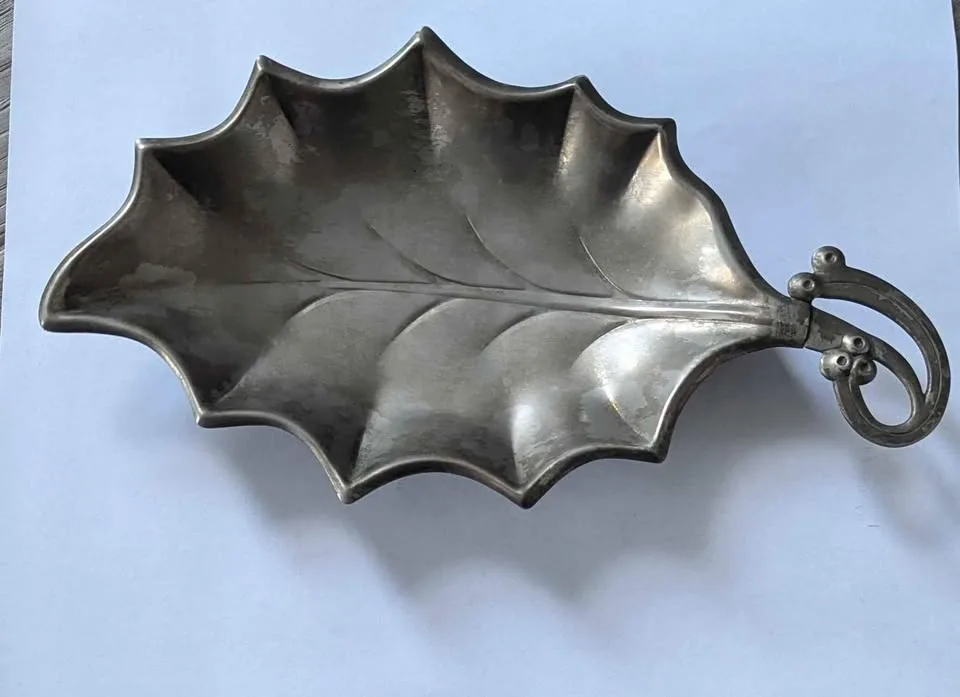 Silverware sale: Crescent silverware sugar and cream set image indicator(6)