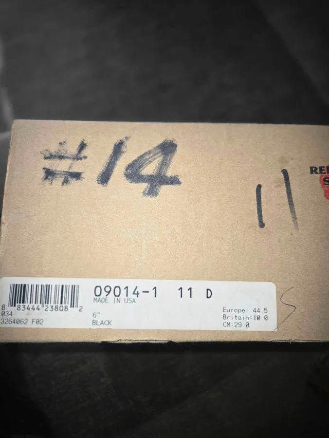 Redwing Boots image indicator(2)