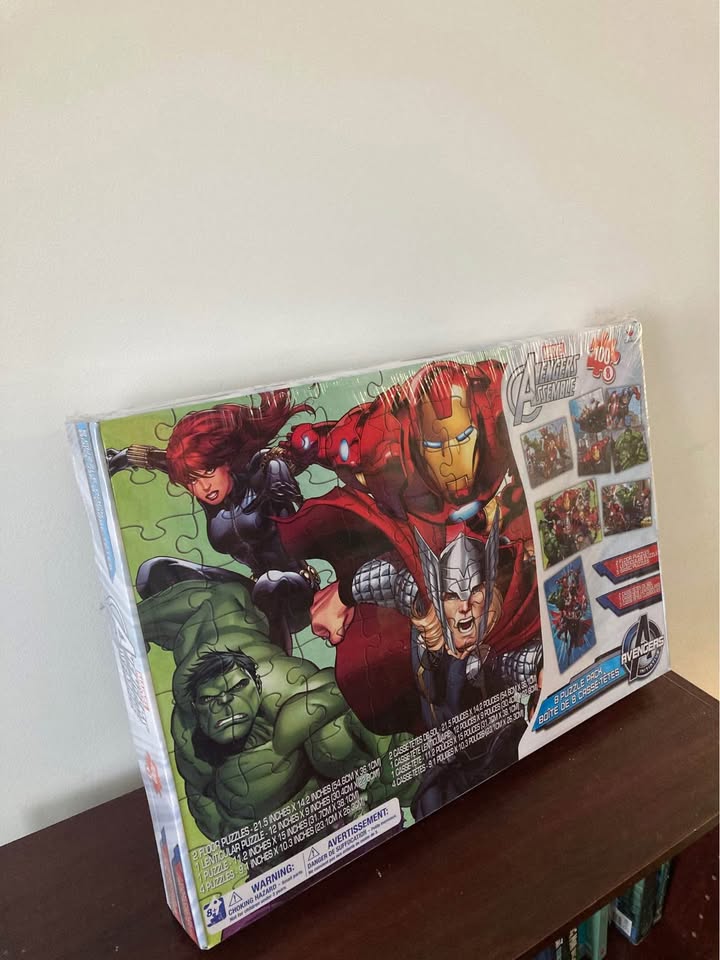 🧩 Marvel Avengers 8-Puzzle Pack – Brand New & Sealed - photo 3