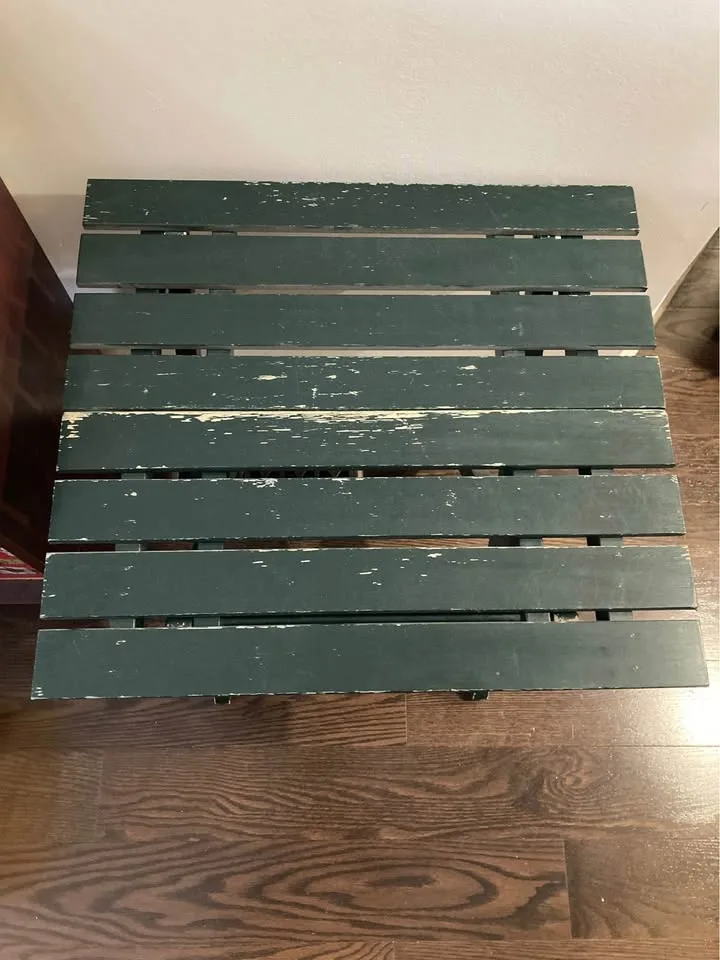 🌿 Green Wooden Folding Table – Rustic Cottage or Patio Decor image indicator(2)