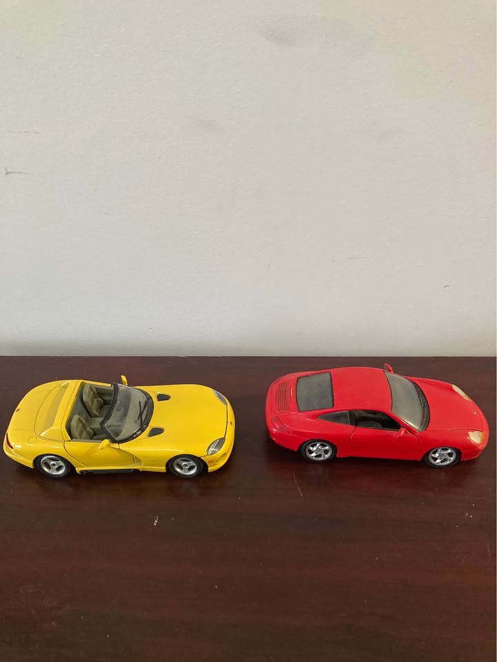 Porsche & Dodge Viper Diecast Car Models – 1:18 Scale - photo 2
