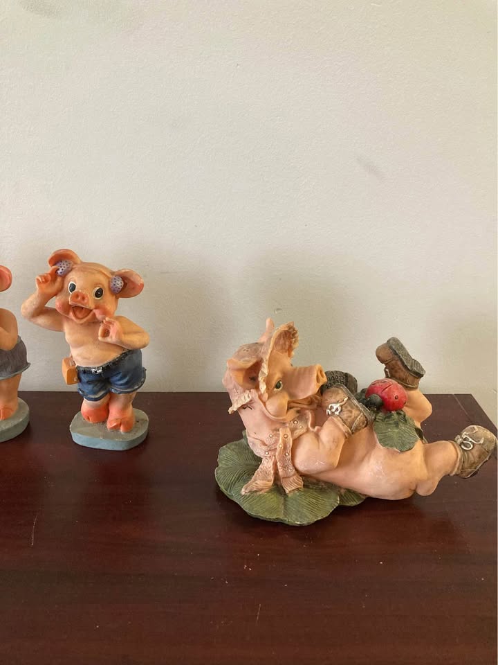 🐷 Vintage Pig Figurine Set – Cute Farmhouse Decor - photo 3