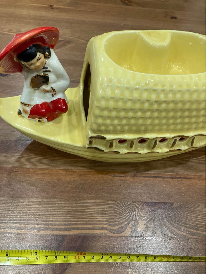 Vintage 1954 Fuhry & Sons Ceramic Boat TV Lamp Figurine - photo 4