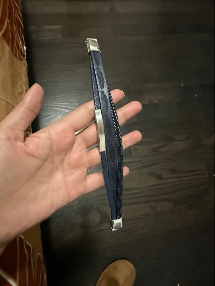 Navy Blue Men’s Bracelet image indicator(3)