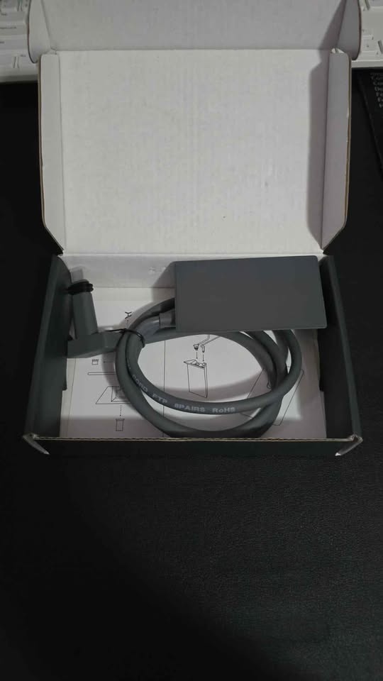 Starlink Ethernet Adapter V2 - photo 2