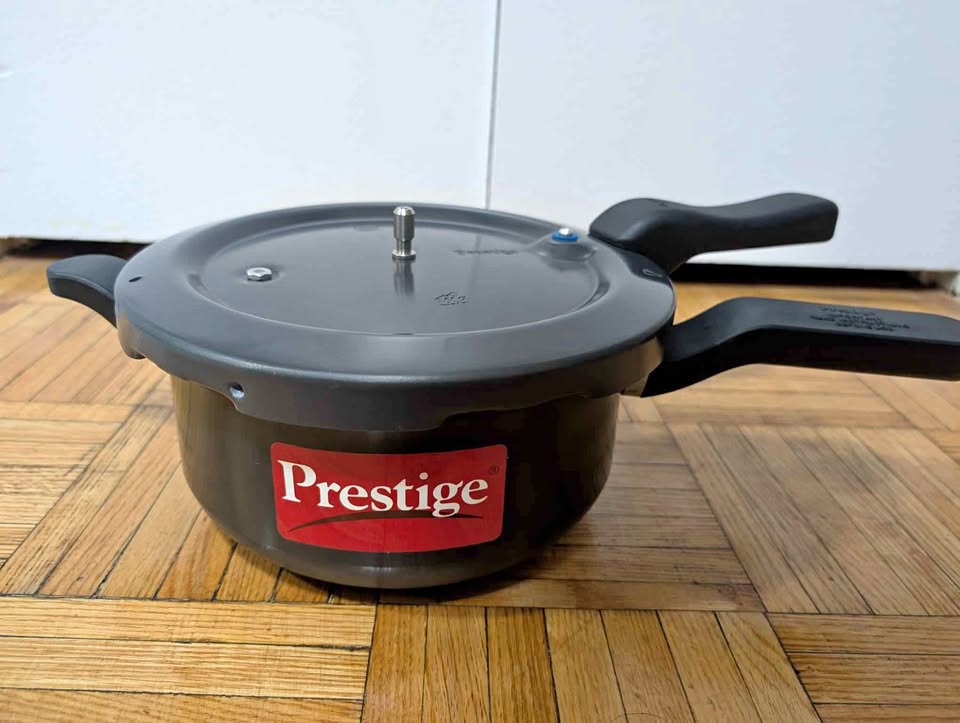 Prestige 3.5L Pressure Cooker - BRAND NEW