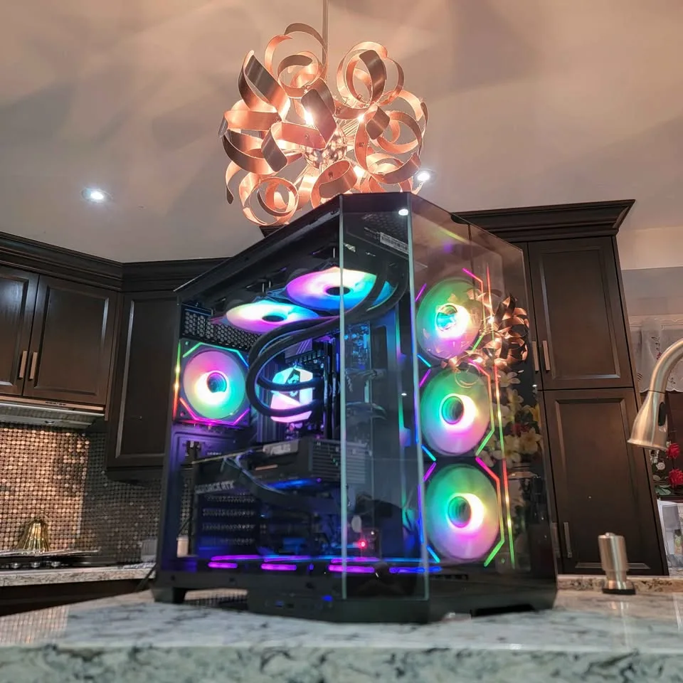 CUSTOM GAMING PC : Ryzen 7 7700x / RTX 5060 / 32GB RAM image indicator(8)