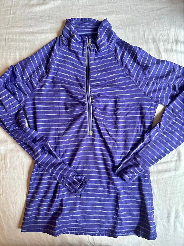 Athleta long sleeve