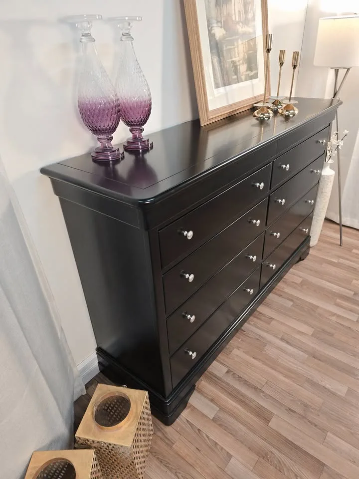 🚚 Free Delivery – Stanley Black 9-Drawer Dresser image indicator(2)