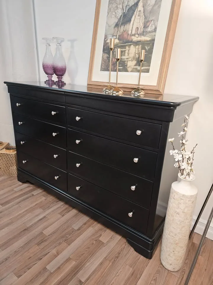 🚚 Free Delivery – Stanley Black 9-Drawer Dresser image indicator(3)