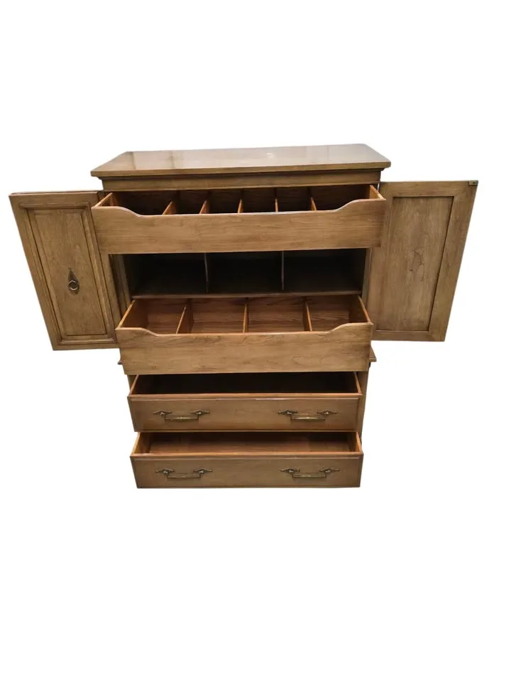 🚚 Free Delivery – Vintage Solid Wood Armoire | Maple Chest image indicator(4)