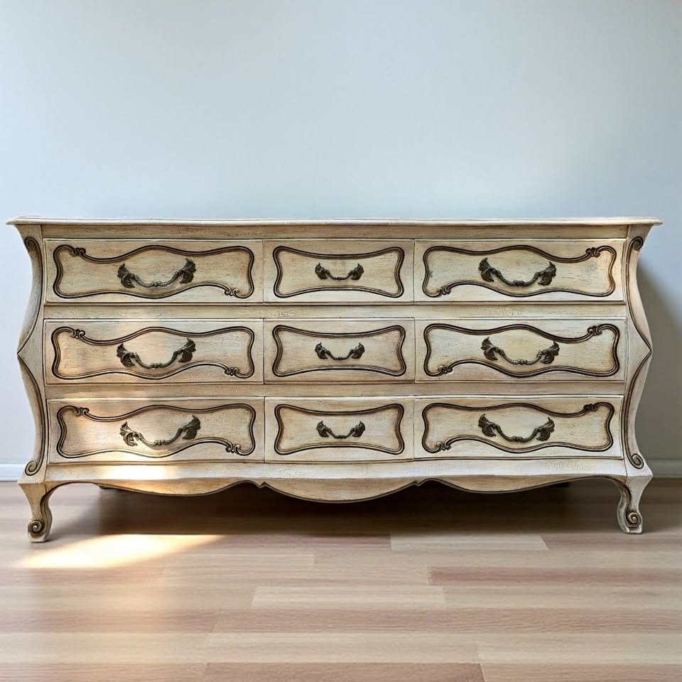 🚚 Free Delivery – French Provincial 9-Drawer Dresser