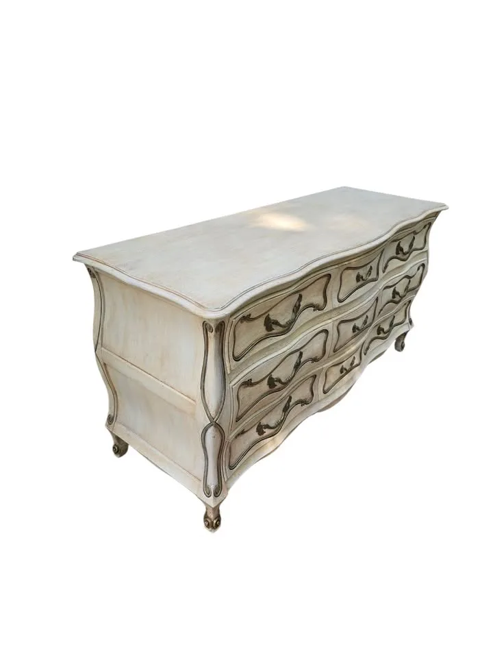 🚚 Free Delivery – French Provincial 9-Drawer Dresser image indicator(3)