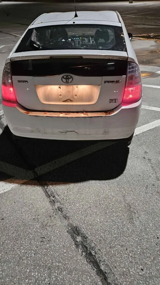 2012 Toyota Prius image indicator(4)