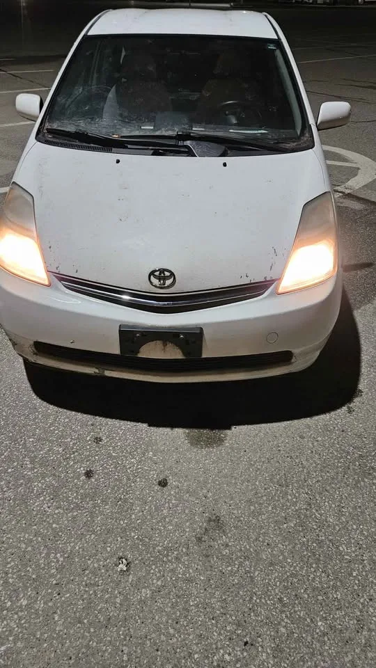 2012 Toyota Prius image indicator(5)