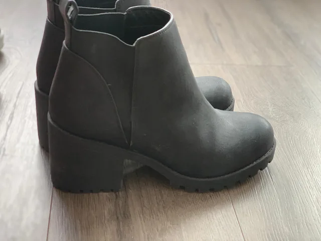 Black Ankle Boots – Dirty Laundry, Size 9.5 / EU 40.5