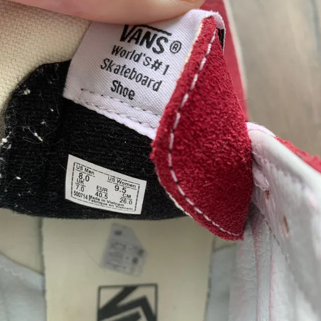 Vans Sk8-Hi Red (Unisex, Size 8 Men / 9.5 Women) – Great Conditi image indicator(2)