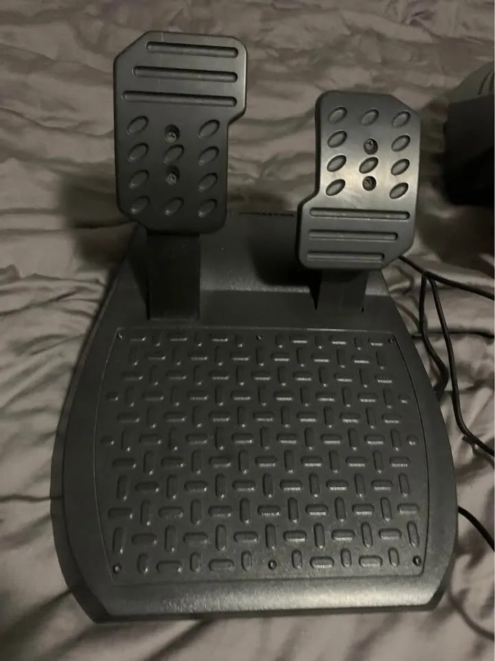 XBox Racing Wheel & Pedal Set image indicator(4)