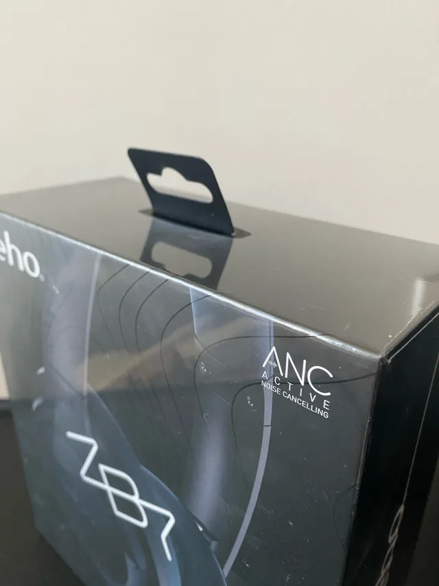 Brand New Veho ZB-7 Wireless Noise Cancelling Headphone image indicator(2)