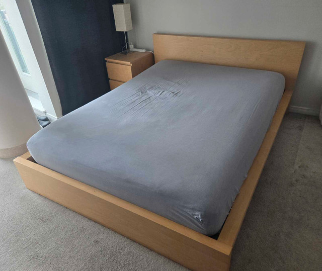 Bedroom with queen size bed frame for sale!