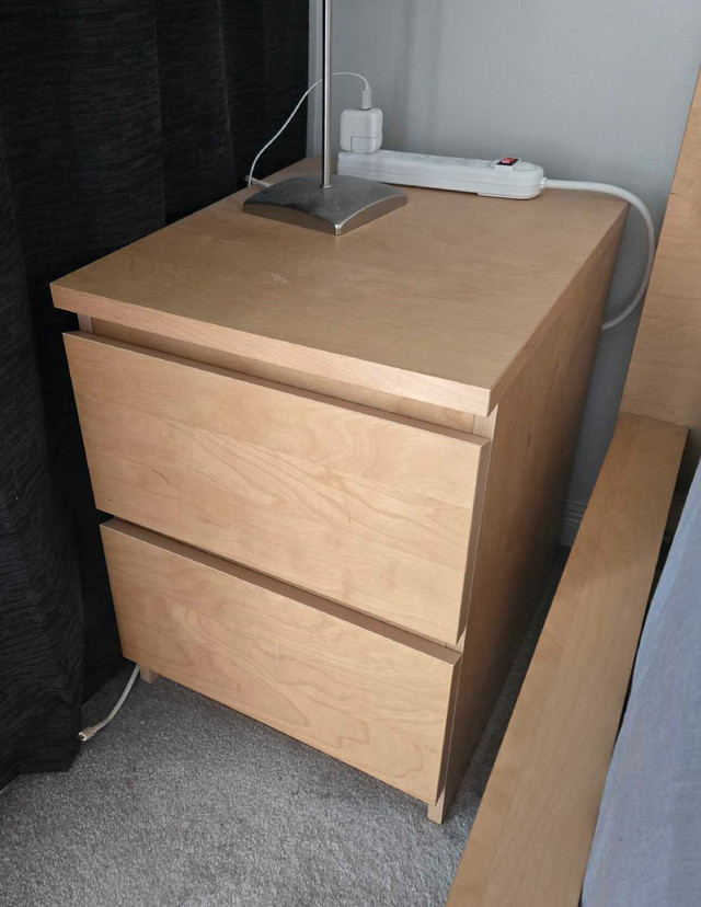 Bedroom with queen size bed frame for sale! - photo 2