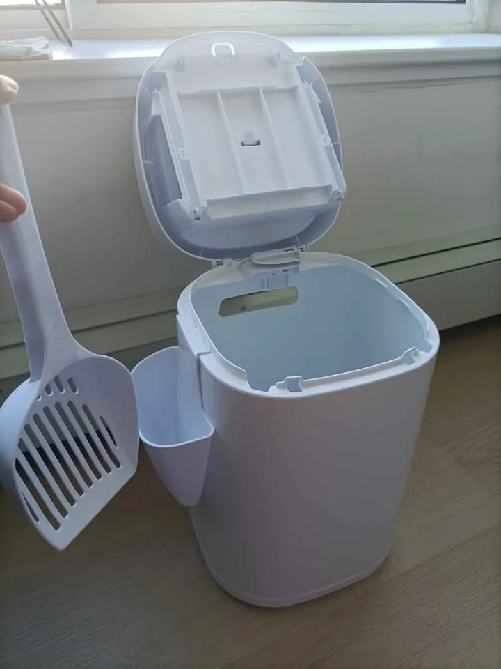 ‼️NEED GONE ASAP‼️ Kitty Litter Locker - $15 image indicator(6)