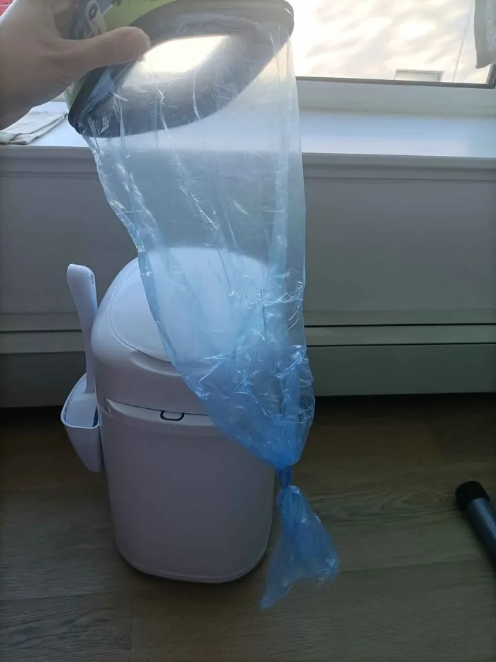 ‼️NEED GONE ASAP‼️ Kitty Litter Locker - $15 image indicator(10)