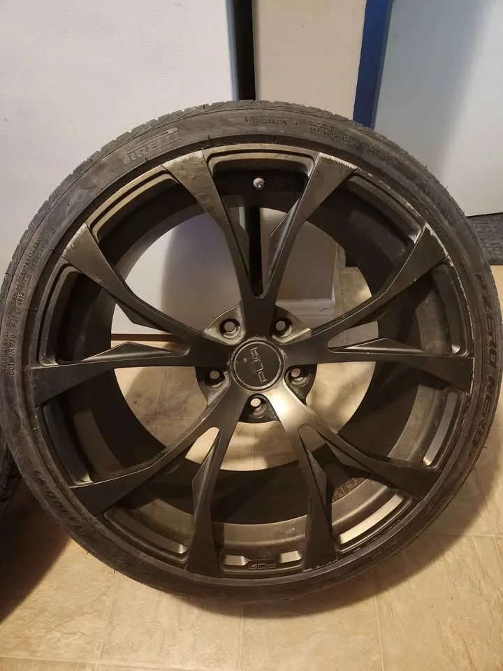 21 inch rims and tires image indicator(3)