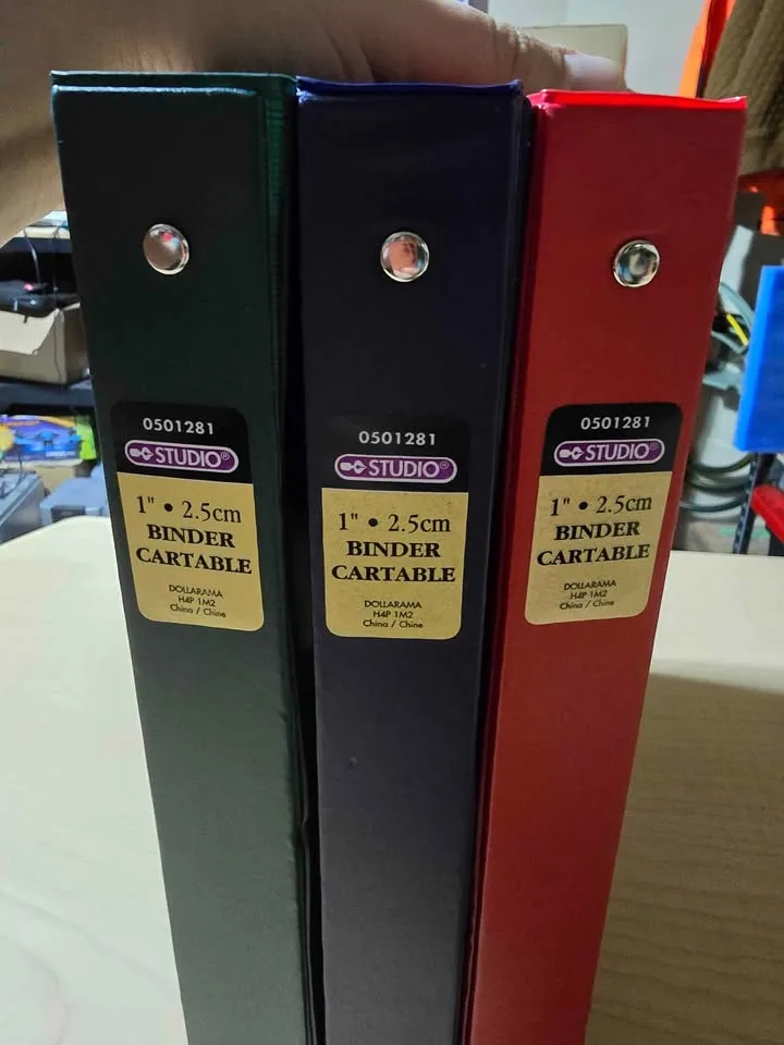 12x 3 ring Binders 1" and 1.5" image indicator(2)