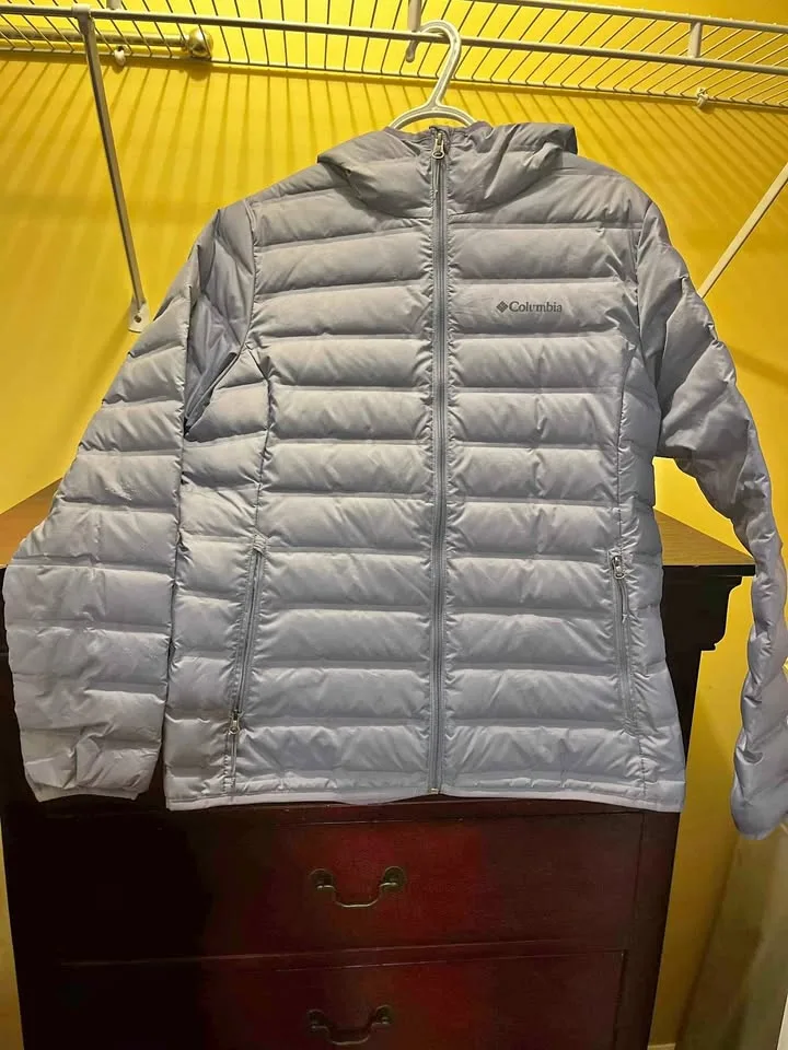 Columbia Fall jacket Womens size Large please read desc