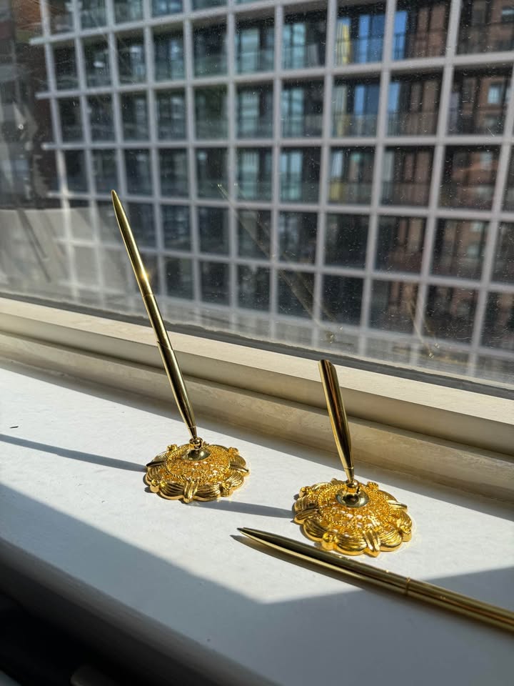 Gold Signing Pens - photo 2