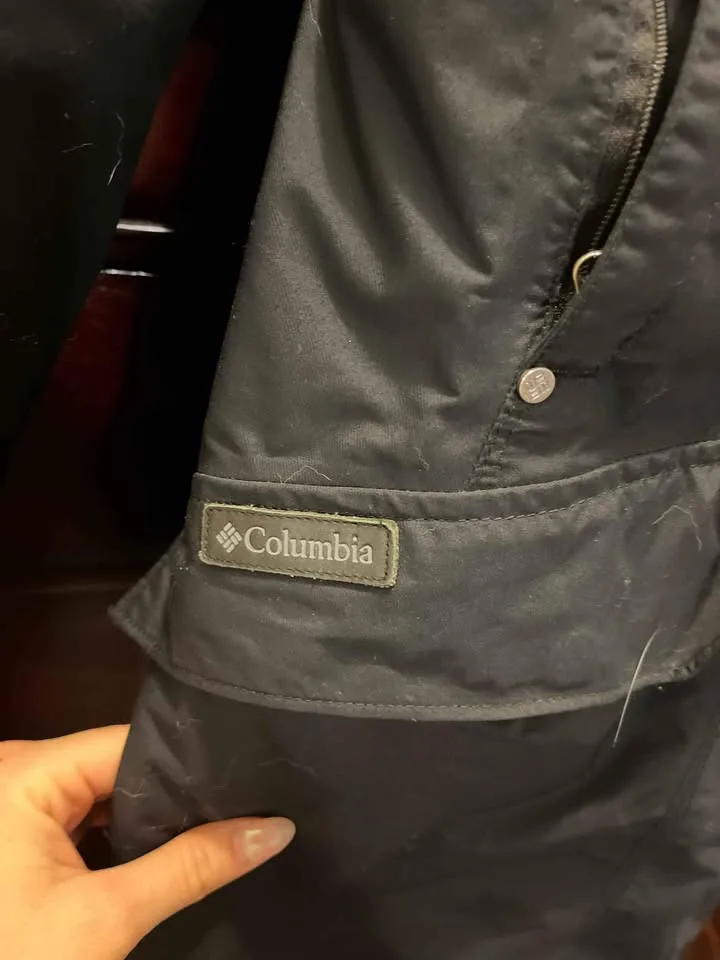 Columbia Coat Women's size Medium dark Grey image indicator(2)