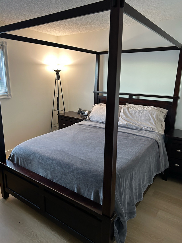 Moving Sale! Bedroom Set - photo 4