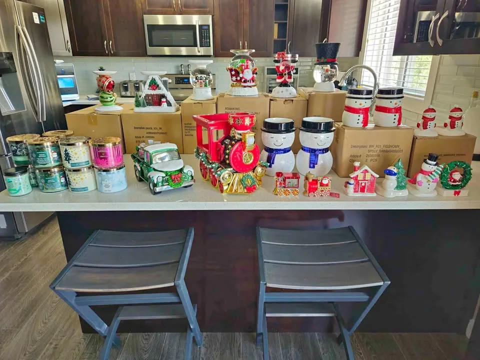 Bath & Body Works Candles/Holders