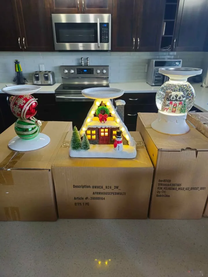 Bath & Body Works Candles/Holders image indicator(2)