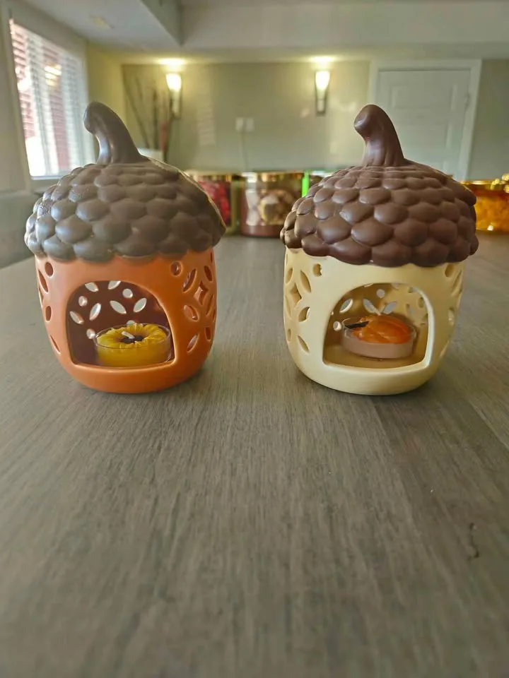 New Acorn Tea Light Candle Holders ( NEW) $10 each