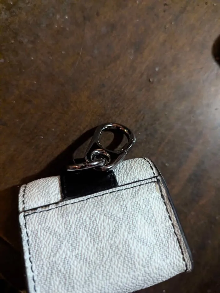 Airpods case image indicator(4)