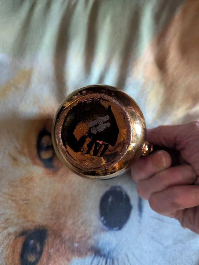 Antique Pitcher image indicator(3)