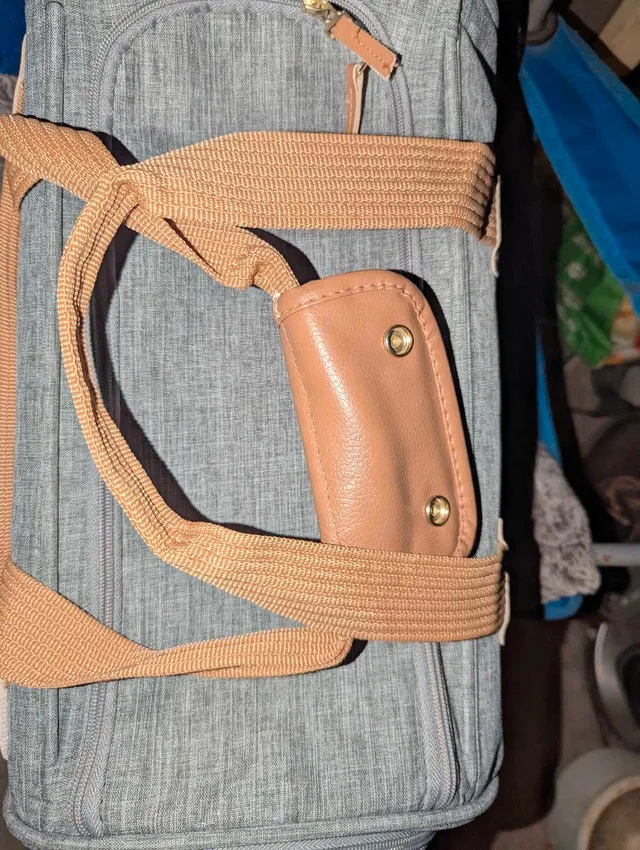 Brand new pet carrier and pet cave image indicator(6)